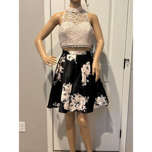 Women's Sequin Hearts size 9 Black Beige Floral lace crop top & skirt set